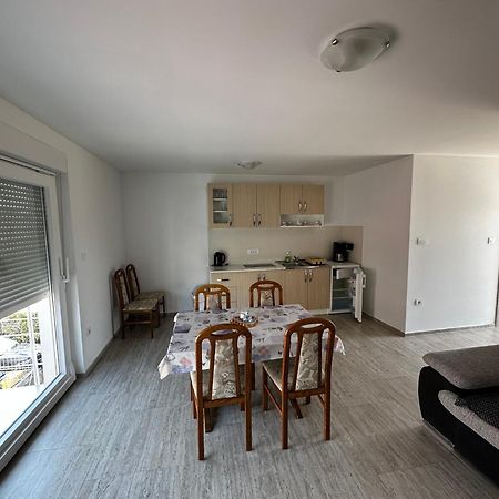 Apartmani Tamaris Murter Luaran gambar
