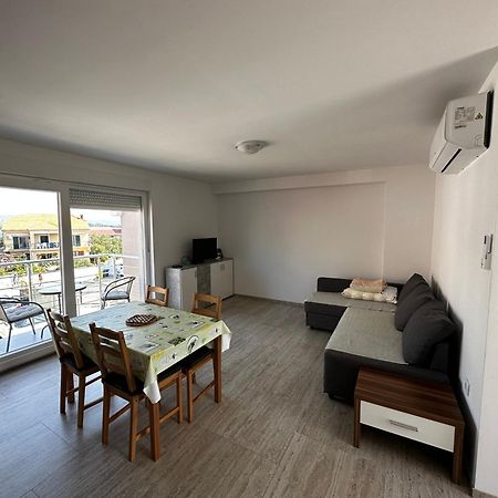Apartmani Tamaris Murter Luaran gambar