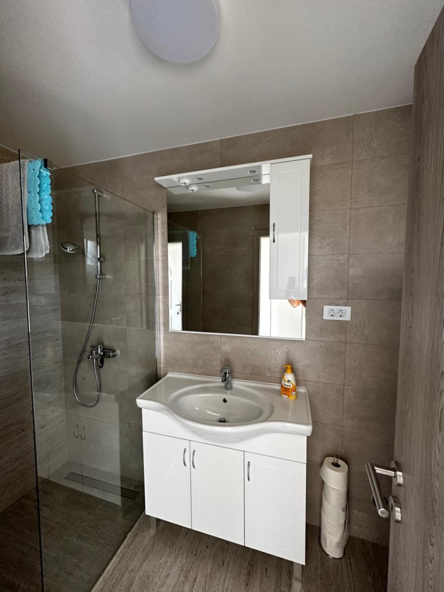 Apartmani Tamaris Murter Luaran gambar
