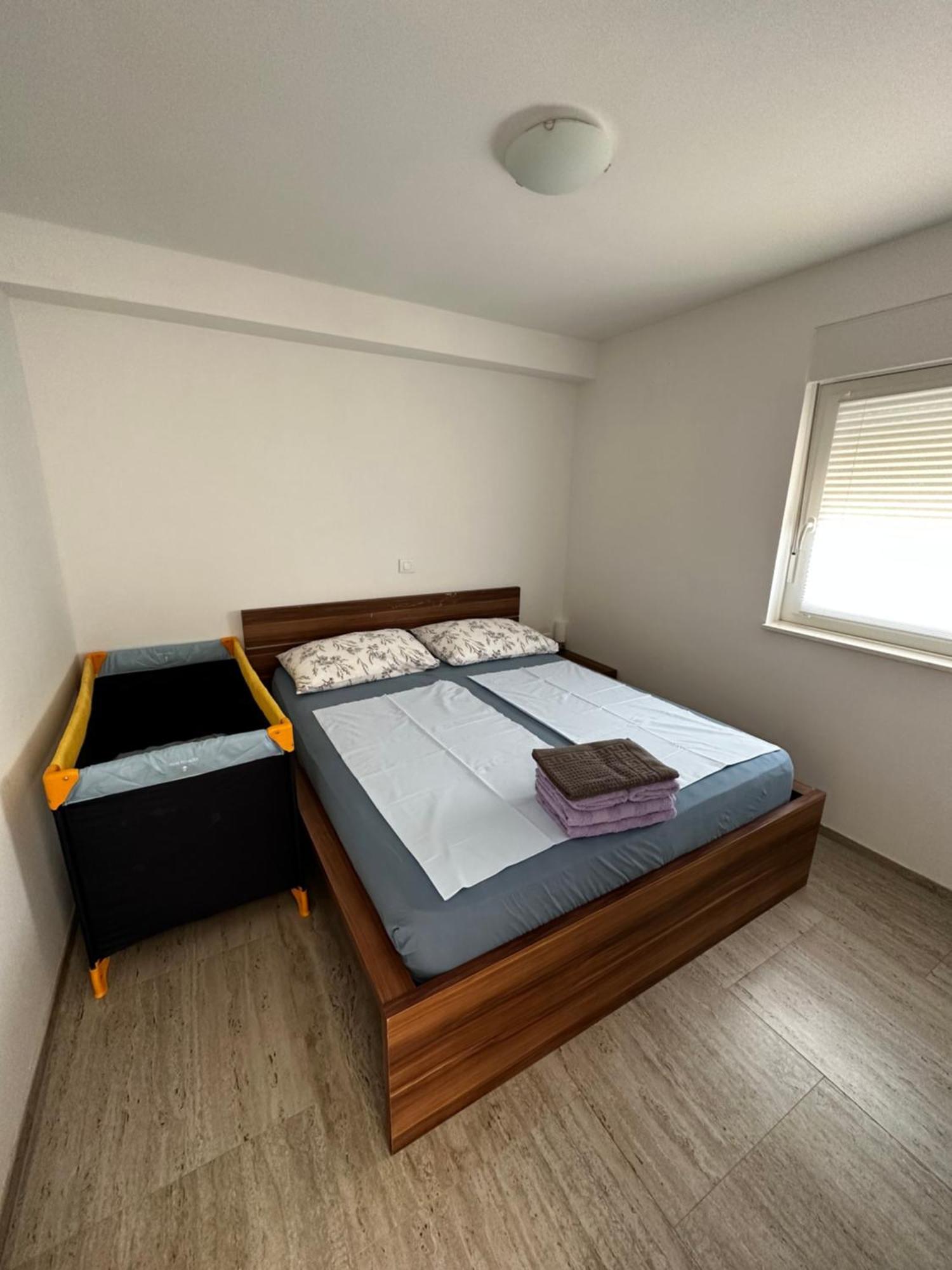 Apartmani Tamaris Murter Luaran gambar